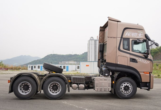 6x4 управляя формой сверхмощным Cng перевозит 470hp уровень на грузовиках евро v Emssioni