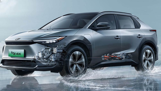 Модель 2023 тренировочной площадки Suv EV Китая Тойота BZ4X 400KM электрических автомобилей Тойота Bz4x
